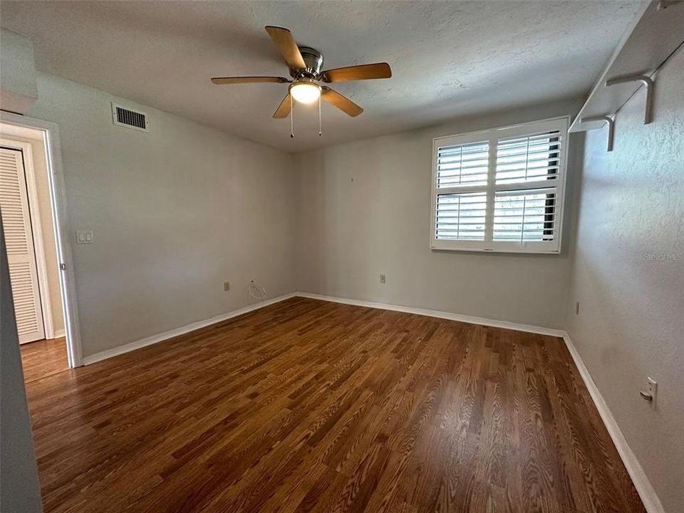 For Rent: $2,500 (3 beds, 2 baths, 1588 Square Feet)