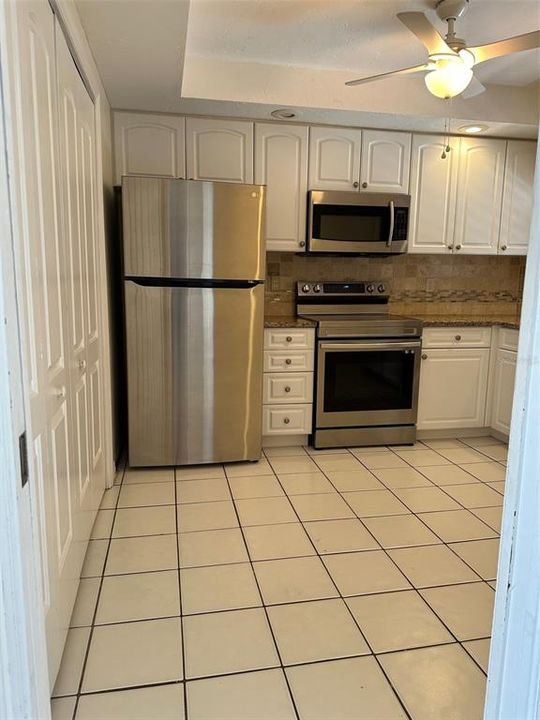 For Rent: $2,500 (3 beds, 2 baths, 1588 Square Feet)