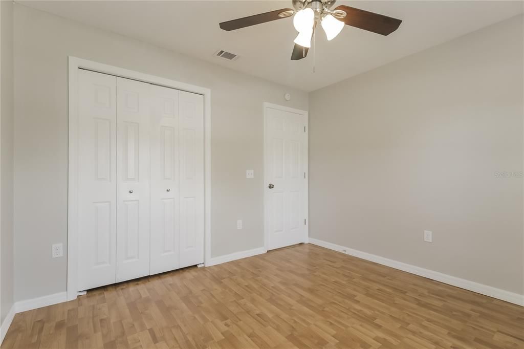 For Rent: $2,030 (3 beds, 2 baths, 1233 Square Feet)