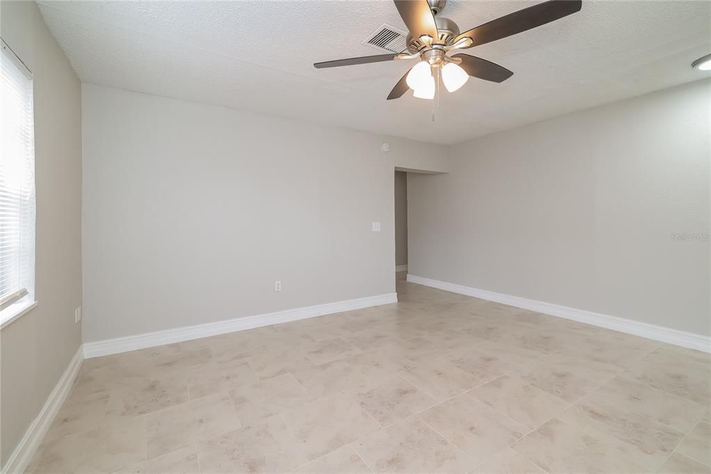 For Rent: $2,190 (3 beds, 2 baths, 1320 Square Feet)