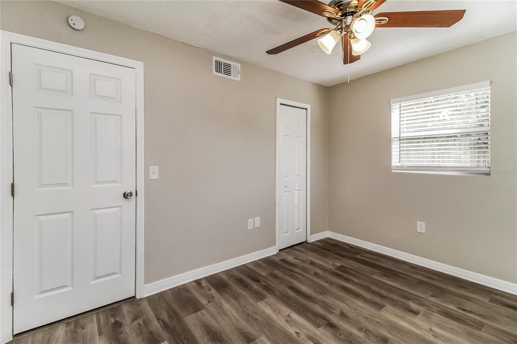 For Rent: $2,145 (4 beds, 2 baths, 1296 Square Feet)