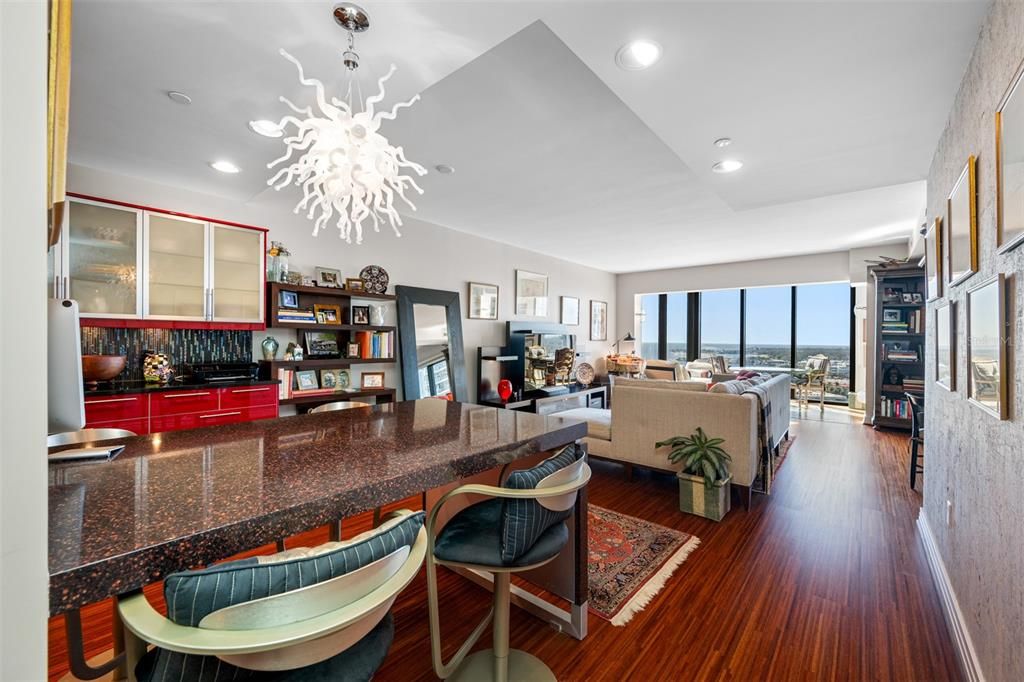 For Sale: $675,000 (1 beds, 1 baths, 1146 Square Feet)