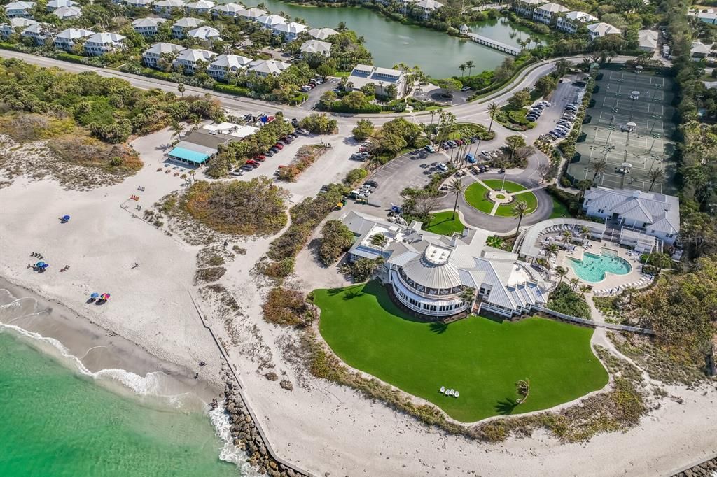 Boca Bay Pass Club: photo taken pre-storm (pictured lawn area and seawall is undergoing repair/restoration)