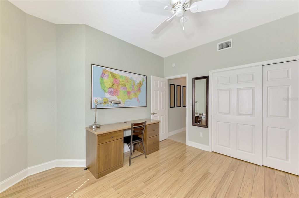 For Sale: $359,000 (2 beds, 2 baths, 1327 Square Feet)