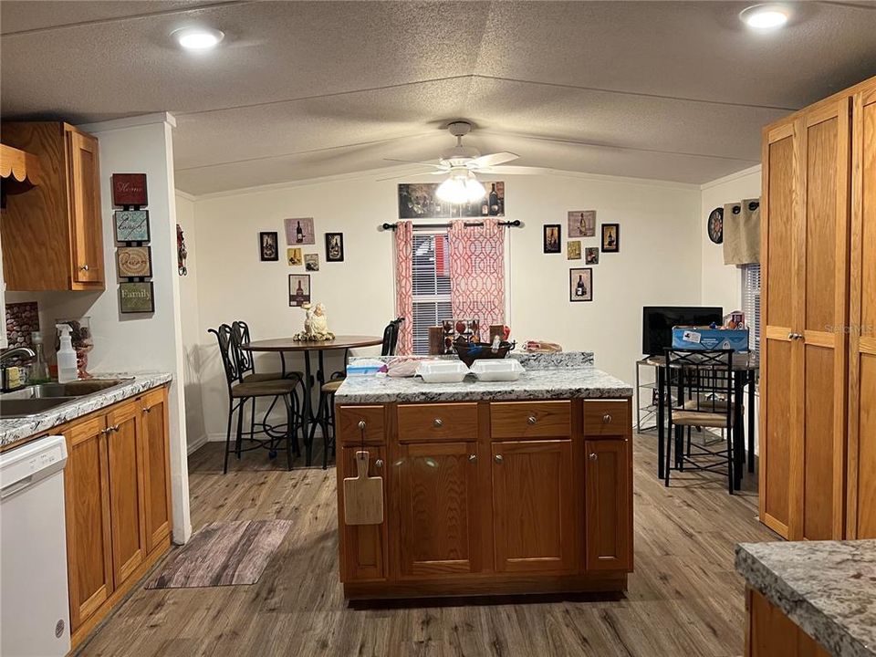 Huge Kitchen with Dining Area