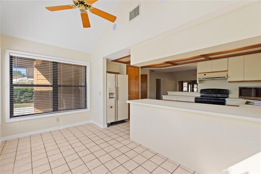 For Sale: $289,900 (3 beds, 2 baths, 1835 Square Feet)