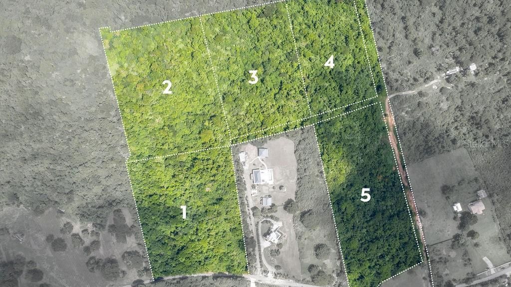 На продажу: $375,000 (5.90 acres)