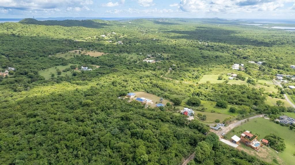 На продажу: $375,000 (5.90 acres)