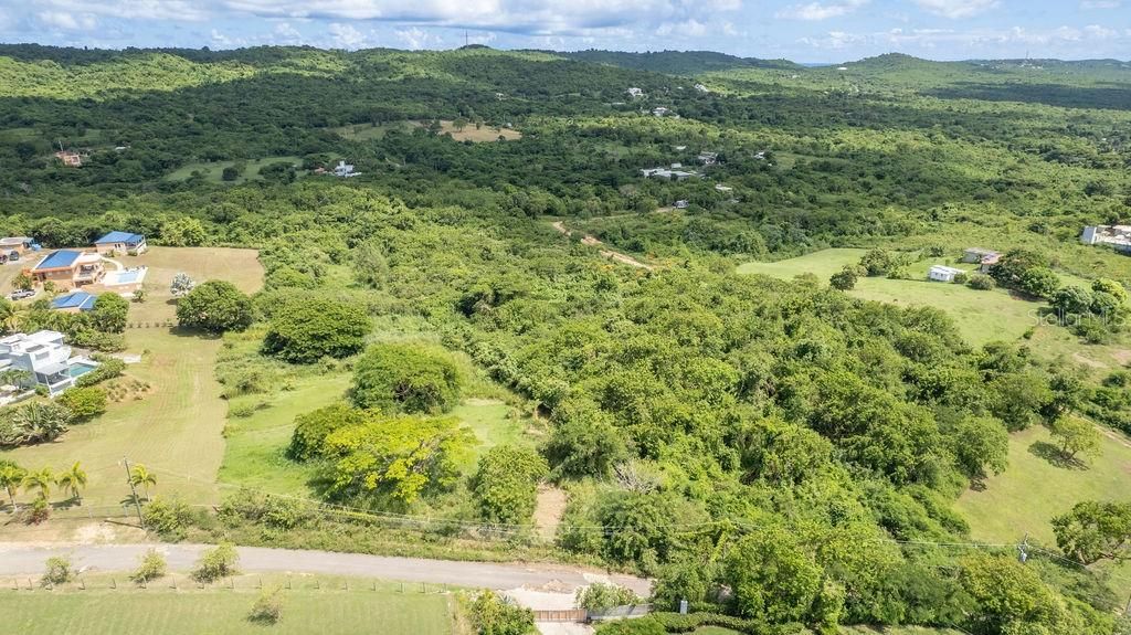 На продажу: $375,000 (5.90 acres)