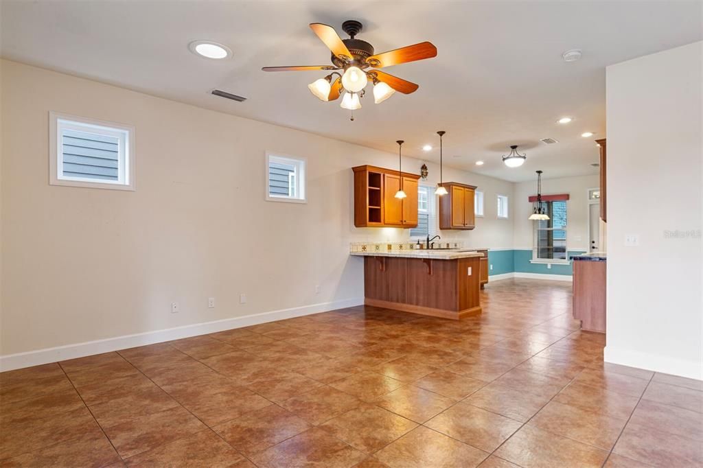 For Sale: $395,000 (3 beds, 2 baths, 1757 Square Feet)