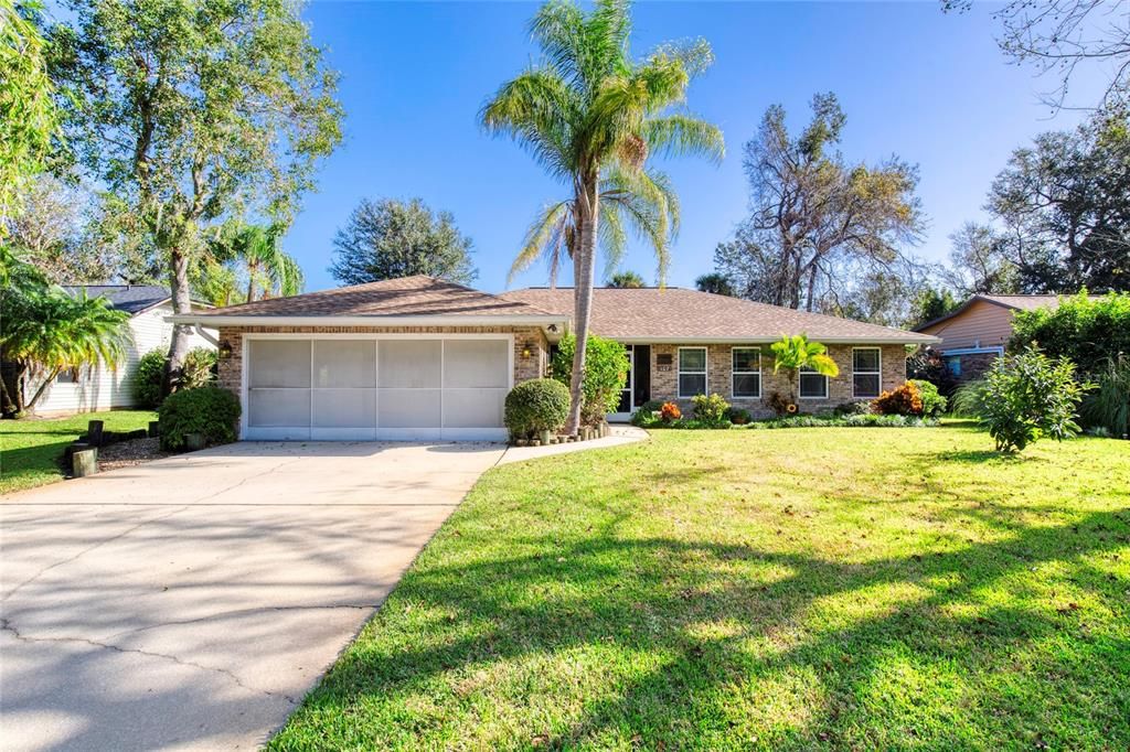 For Sale: $480,000 (3 beds, 2 baths, 2176 Square Feet)