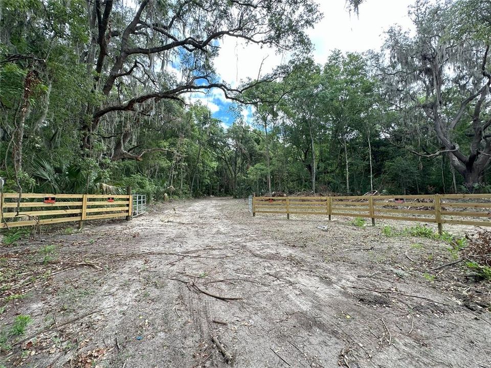 En Venta: $1,175,580 (83.97 acres)