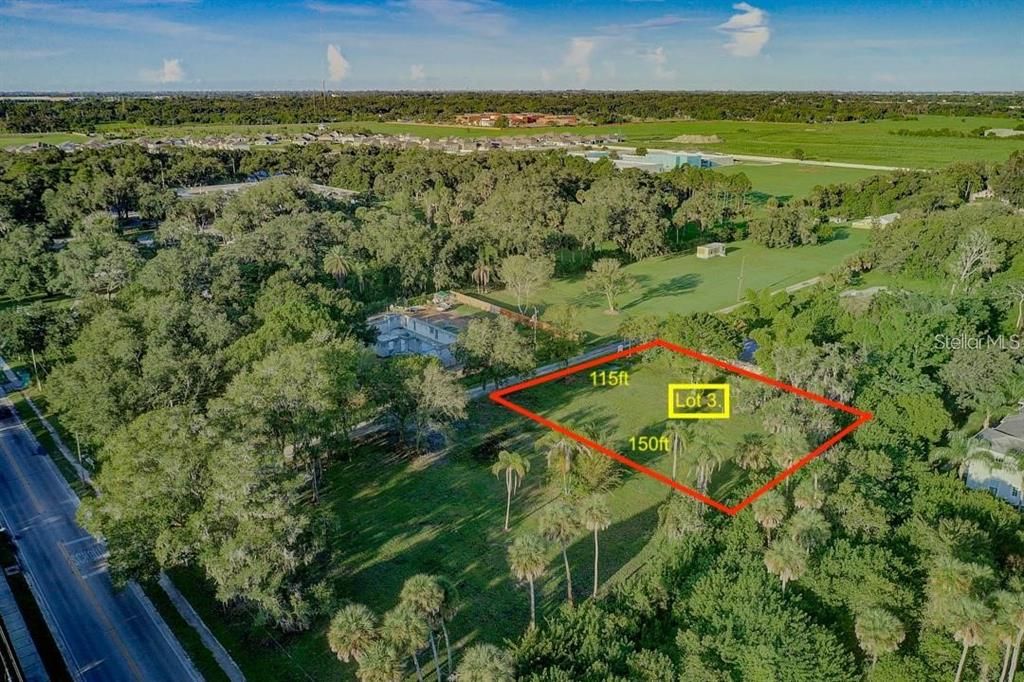 На продажу: $285,000 (0.40 acres)