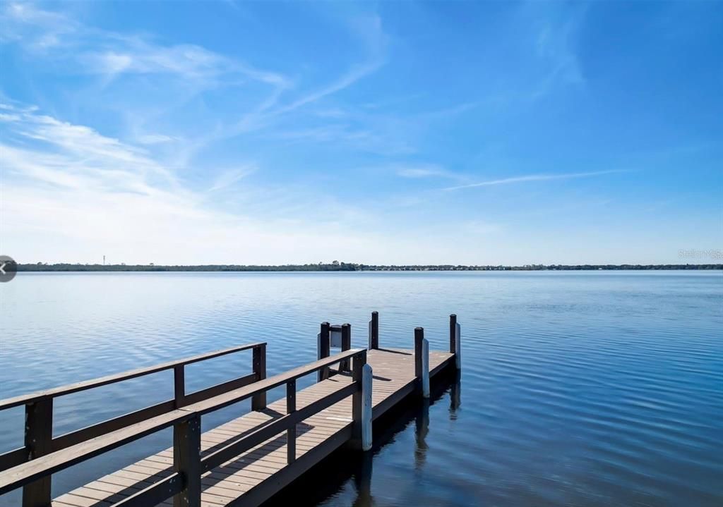 Fishing pier lake Van