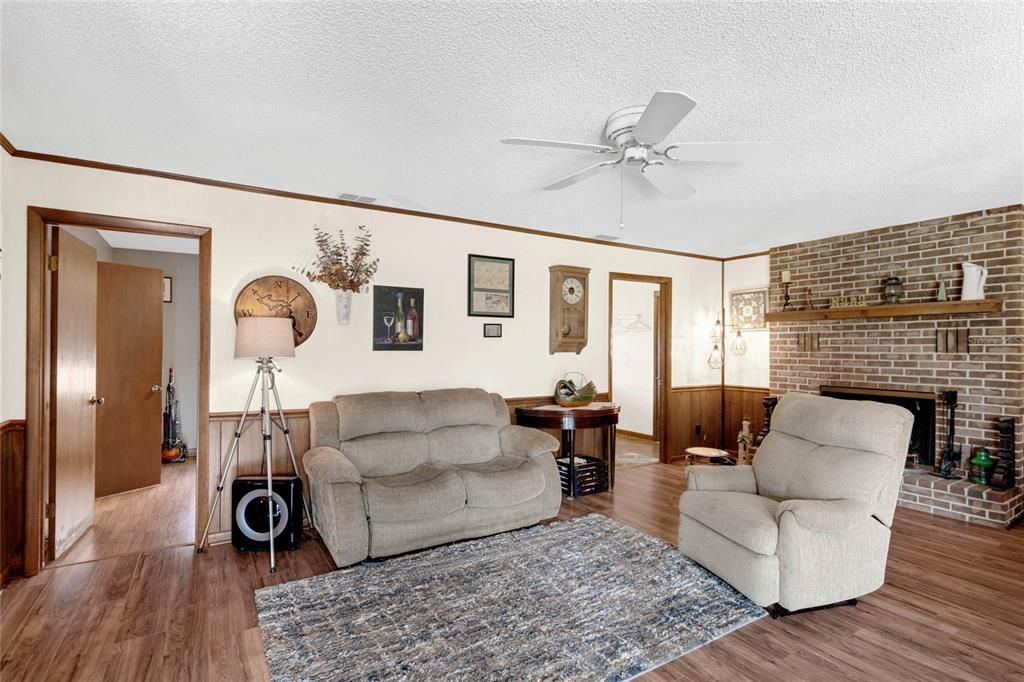 GREAT ROOM (GUEST BEDROOM IN ROOM ON LEFT) (LAUNDRY ROOM IN ROOM ON RIGHT)