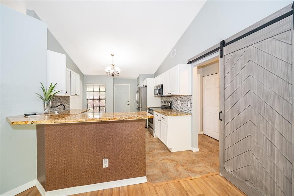 For Sale: $479,000 (3 beds, 2 baths, 1913 Square Feet)