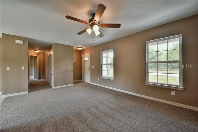 Active With Contract: $219,900 (3 beds, 2 baths, 1077 Square Feet)