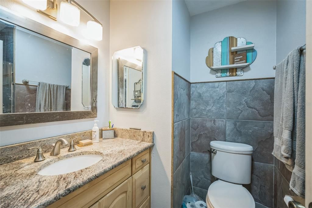 For Sale: $389,900 (2 beds, 2 baths, 1192 Square Feet)