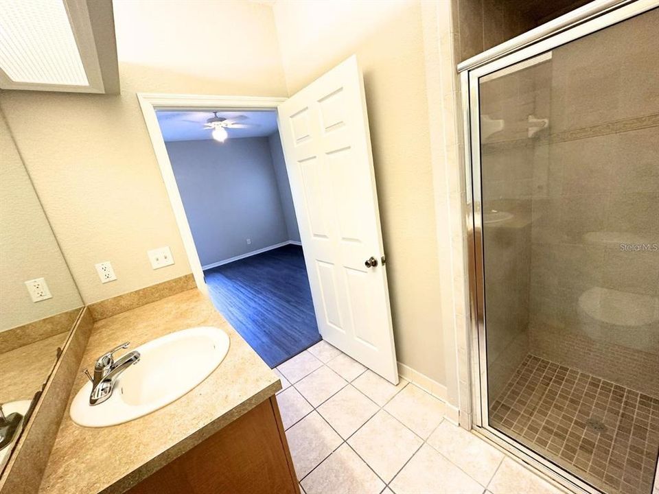 For Rent: $1,700 (2 beds, 2 baths, 1017 Square Feet)