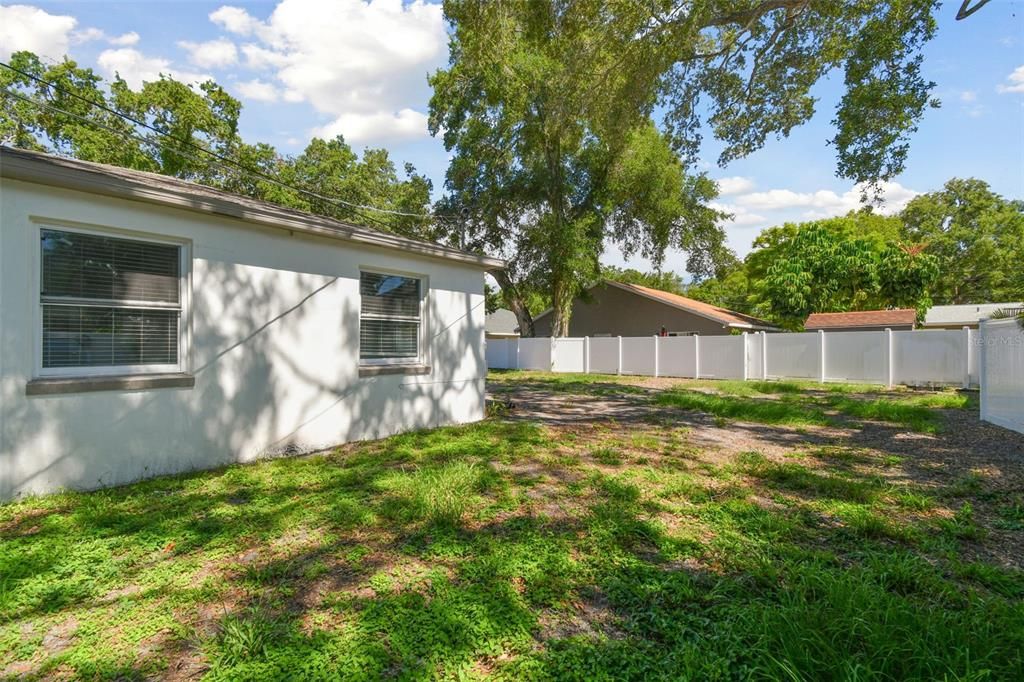 For Sale: $860,000 (4 beds, 2 baths, 1700 Square Feet)