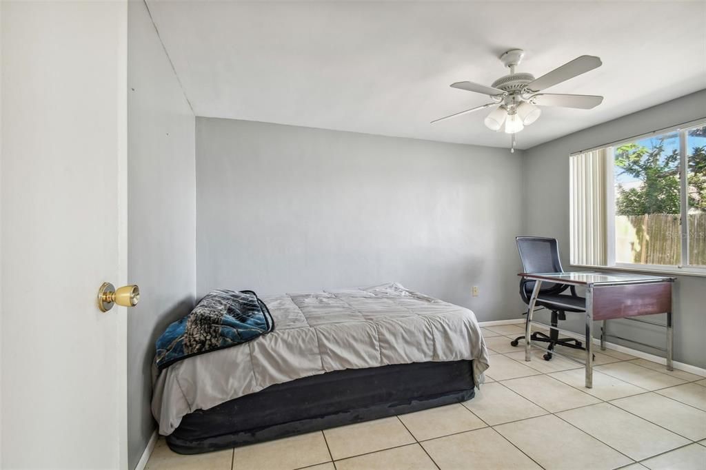 Guest bedroom