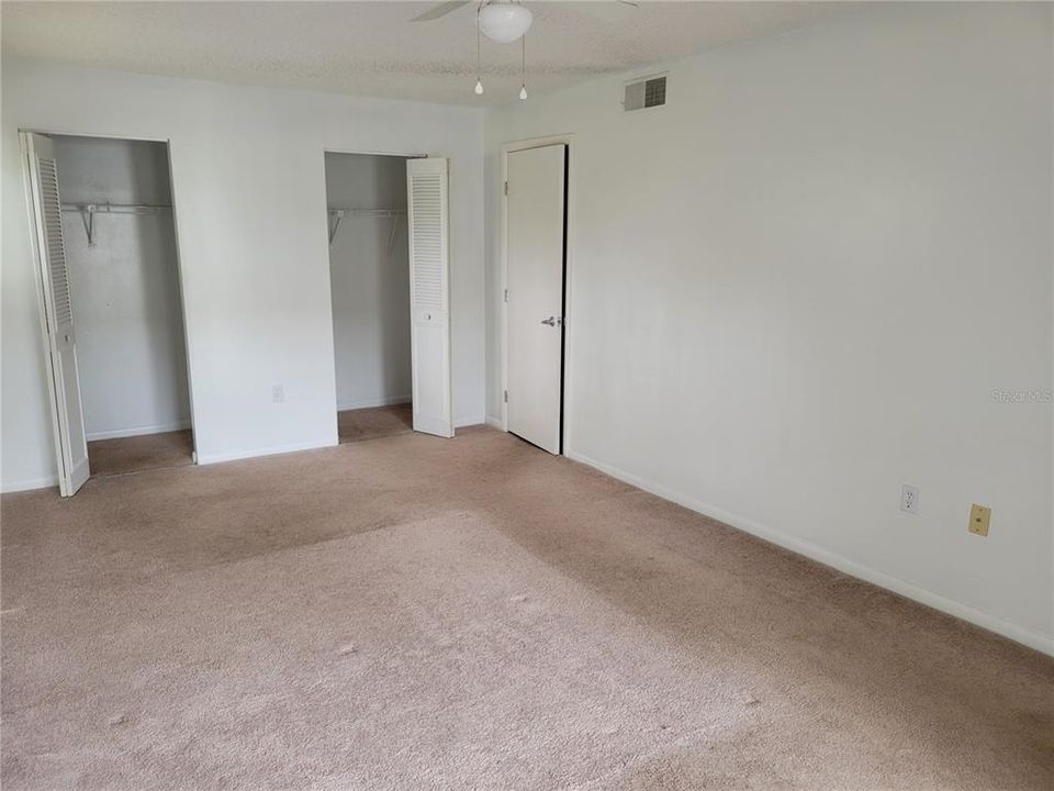 For Rent: $1,800 (3 beds, 2 baths, 1350 Square Feet)