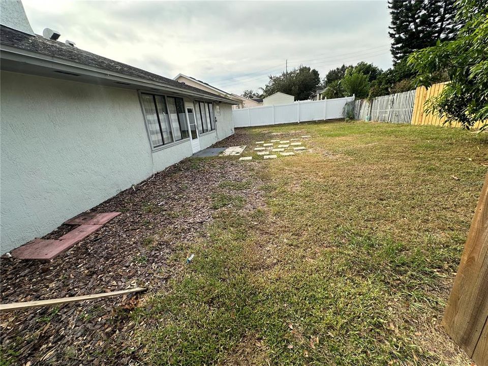 For Sale: $465,000 (3 beds, 2 baths, 2020 Square Feet)