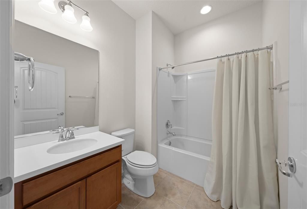 For Sale: $280,000 (2 beds, 2 baths, 1483 Square Feet)