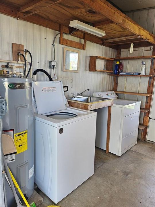 washer & dryer in shed