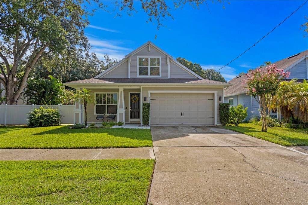 For Sale: $675,000 (3 beds, 2 baths, 2252 Square Feet)