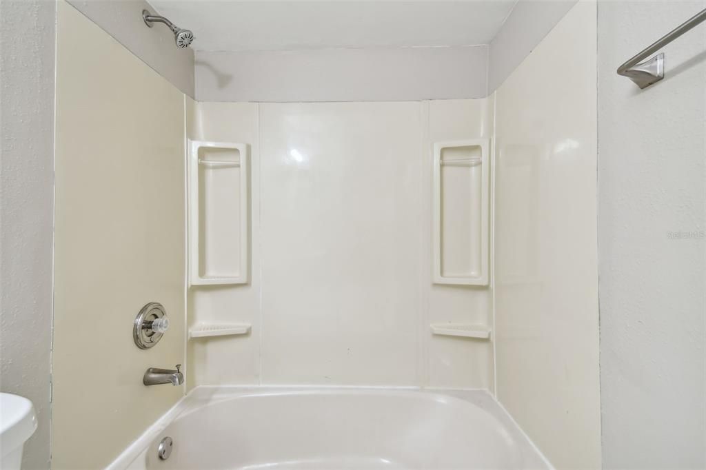 Shower tub combo in guest bathroom