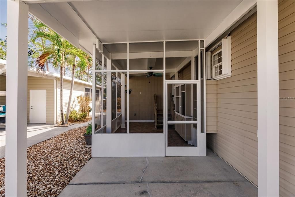 screened in lanai entrance