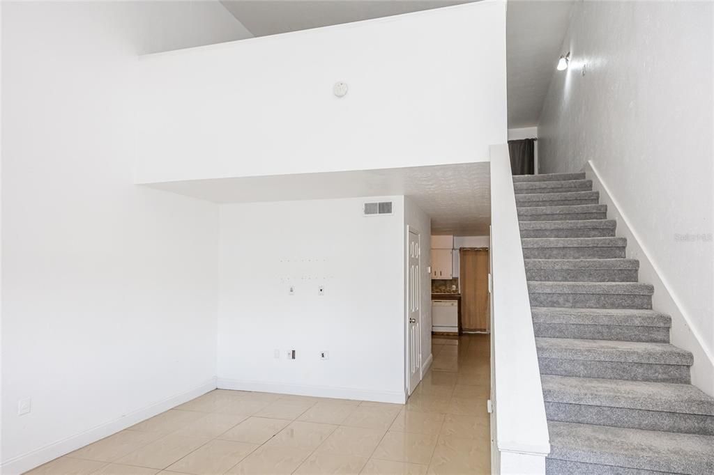 Active With Contract: $50,000 (1 beds, 1 baths, 762 Square Feet)