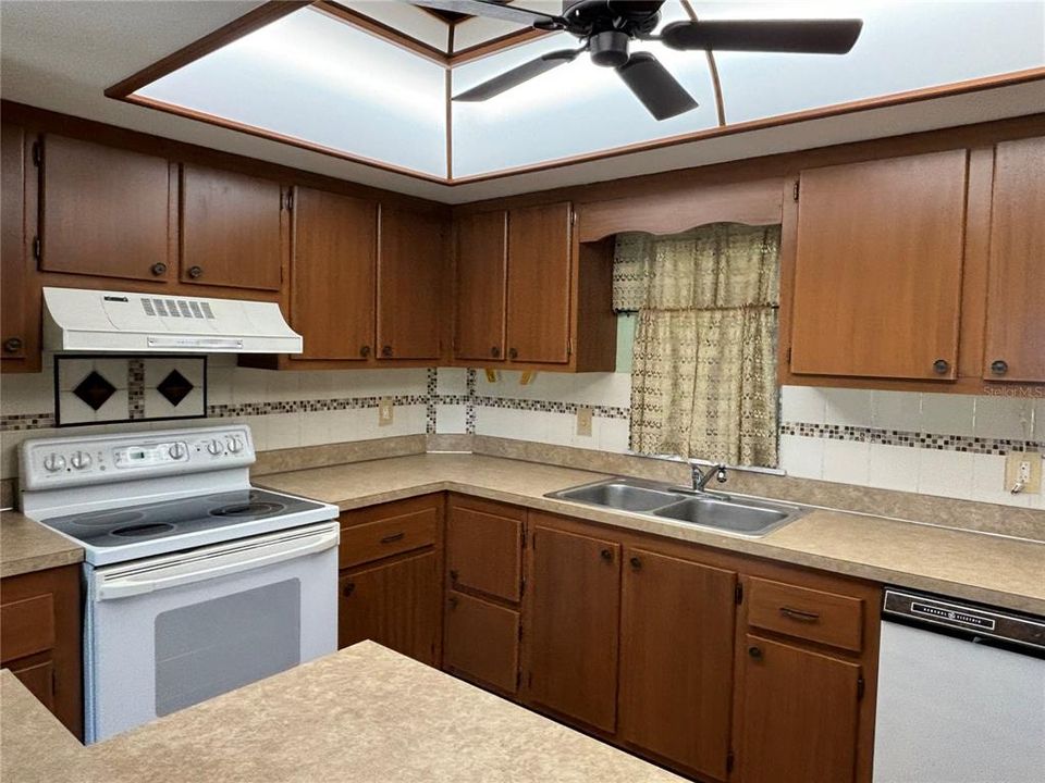 L-Shaped Kitchen