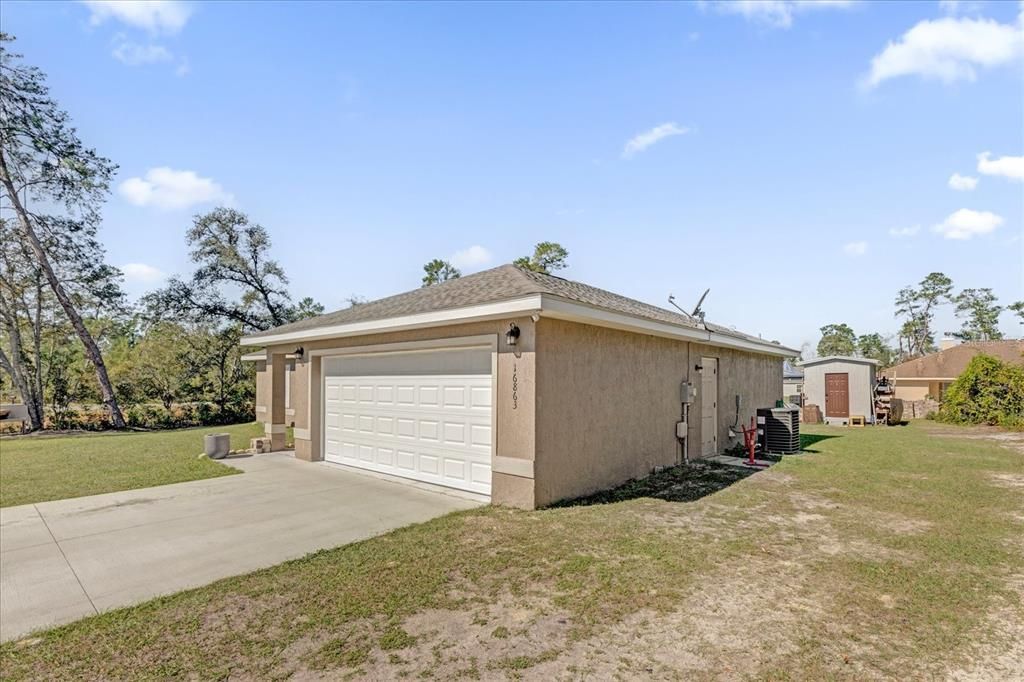 For Sale: $279,999 (3 beds, 2 baths, 1396 Square Feet)