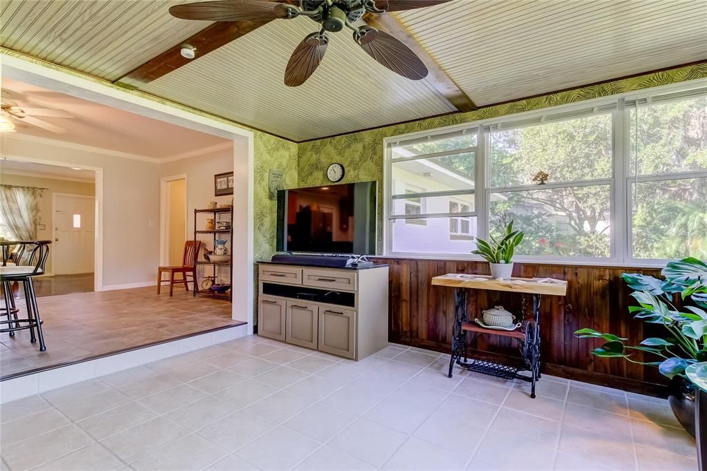 Sunroom/Florida room