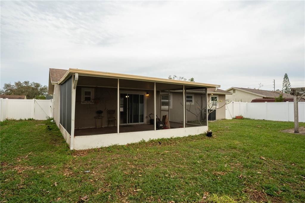 For Sale: $405,000 (3 beds, 2 baths, 1500 Square Feet)