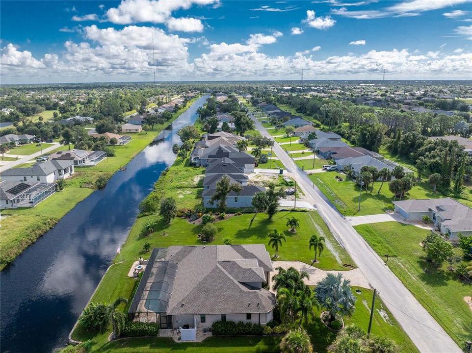 For Sale: $749,900 (3 beds, 2 baths, 2093 Square Feet)