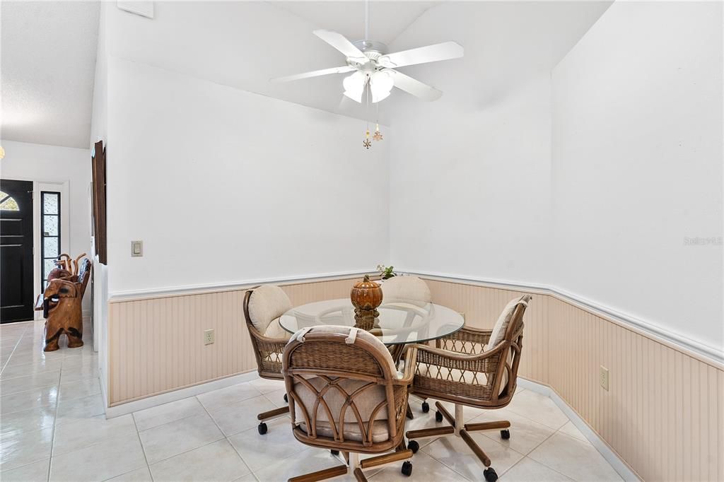 Eat in kitchen dining area