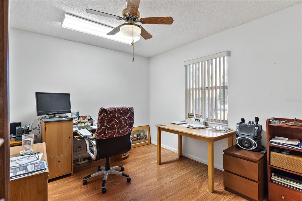 3rd bedroom/ office