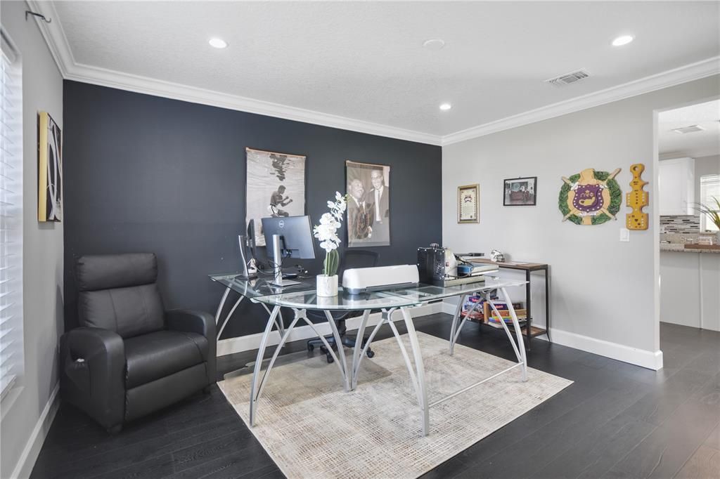 Dining Room (entrance off kitchen)