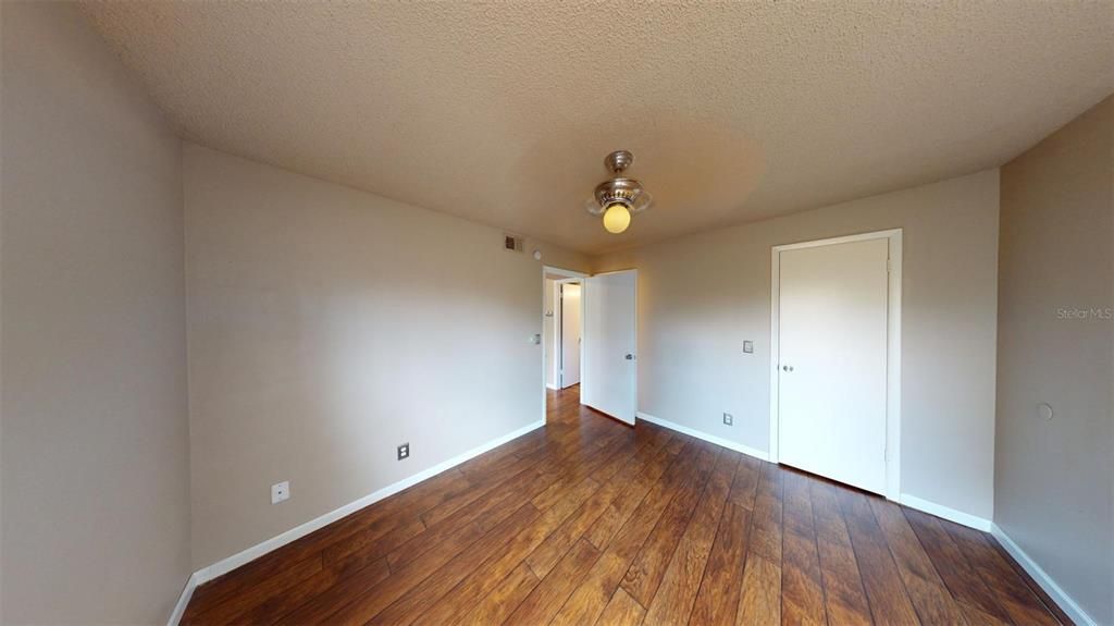 For Rent: $1,250 (1 beds, 1 baths, 644 Square Feet)