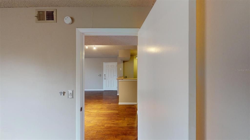 For Rent: $1,250 (1 beds, 1 baths, 644 Square Feet)