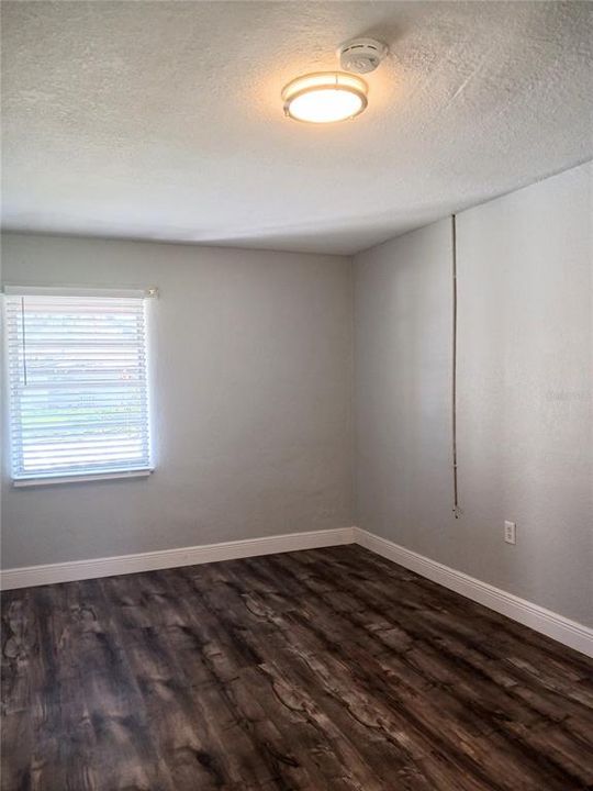 For Rent: $1,400 (1 beds, 1 baths, 642 Square Feet)