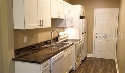 For Rent: $1,550 (2 beds, 1 baths, 900 Square Feet)