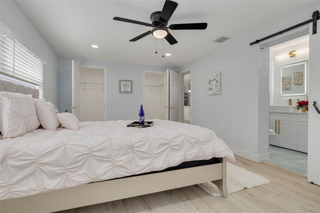 For Sale: $457,500 (3 beds, 2 baths, 1323 Square Feet)