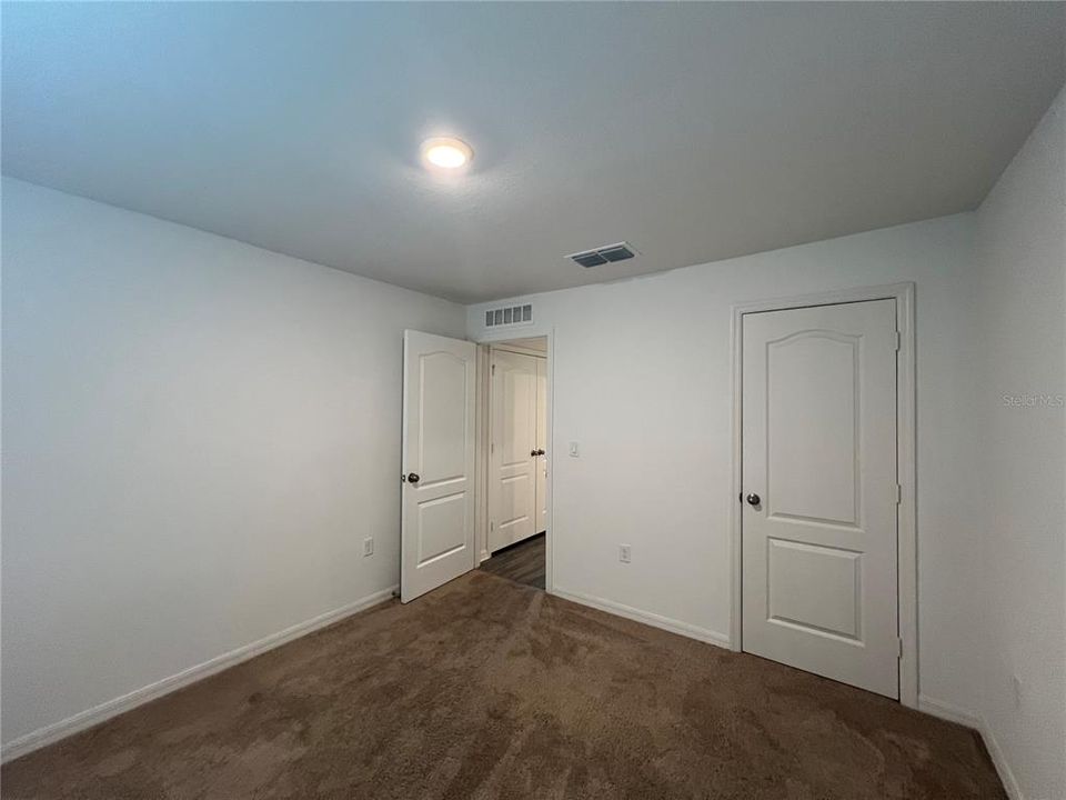 For Rent: $1,600 (3 beds, 2 baths, 1270 Square Feet)