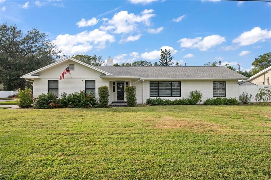 For Sale: $1,300,000 (4 beds, 2 baths, 1945 Square Feet)