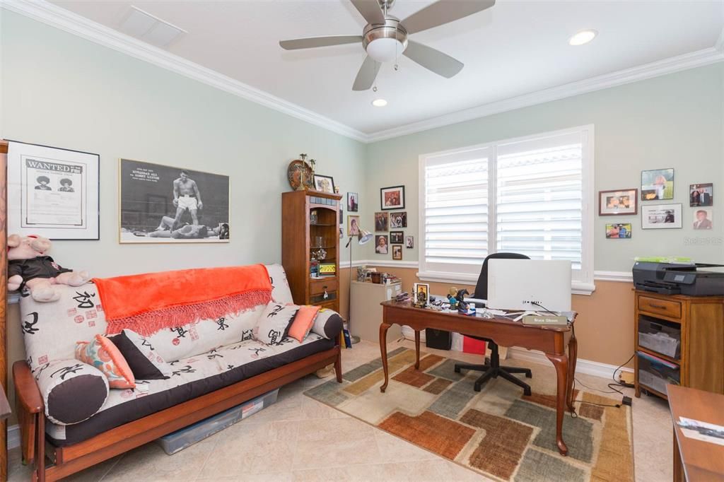 For Sale: $389,000 (2 beds, 2 baths, 1747 Square Feet)