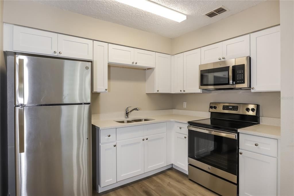 For Rent: $1,885 (3 beds, 2 baths, 1458 Square Feet)